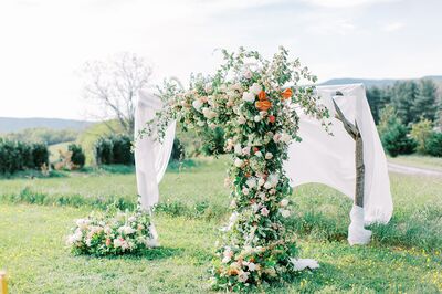 Wedding Florists - The Knot