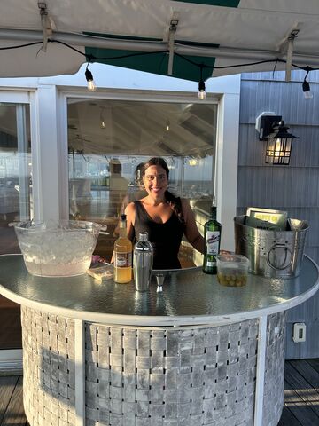 PartySavers Waitress & Bartender Service - Bartender - Amityville, NY - Hero Main