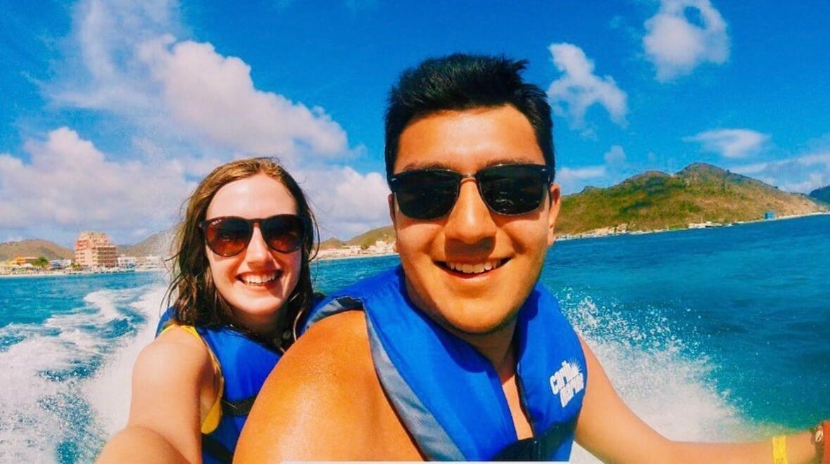 Jet skiing in the Caribbean together during an excursion on spring break!