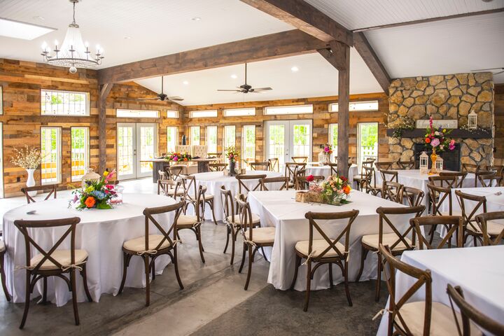 Laurel Brooke Farm | Reception Venues - Weston, MO