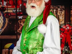National Santa Agency - Santa Ludwig - Santa Claus - Valrico, FL - Hero Gallery 3