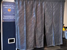 Denim & Lace PhotoBooths - Photo Booth - Sevierville, TN - Hero Gallery 4