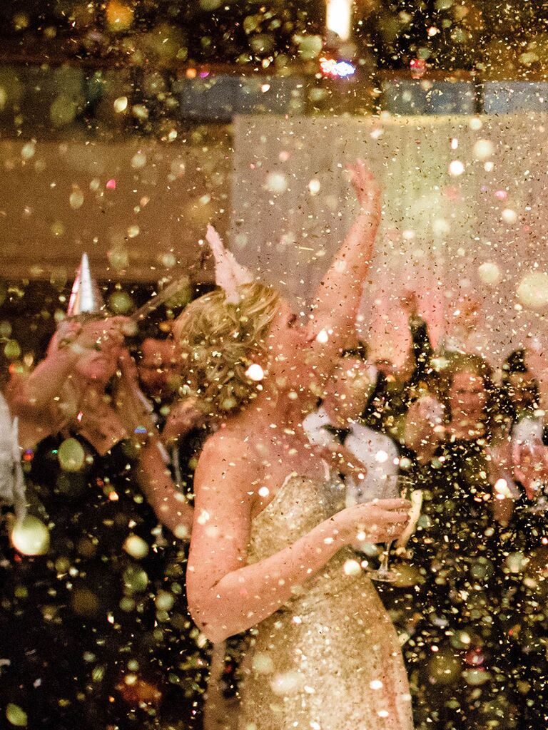 26 Must Have Wedding Photos You Dont Want To Miss