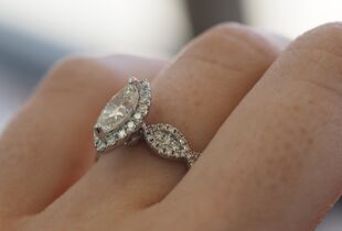 Wedding Rings in Dallas, TX  Best Wedding Rings for Women and Men - Aura  Diamonds