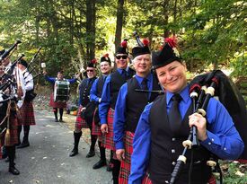 Amy McGlothlin, New England Bagpiper - Bagpiper - Fitchburg, MA - Hero Gallery 1