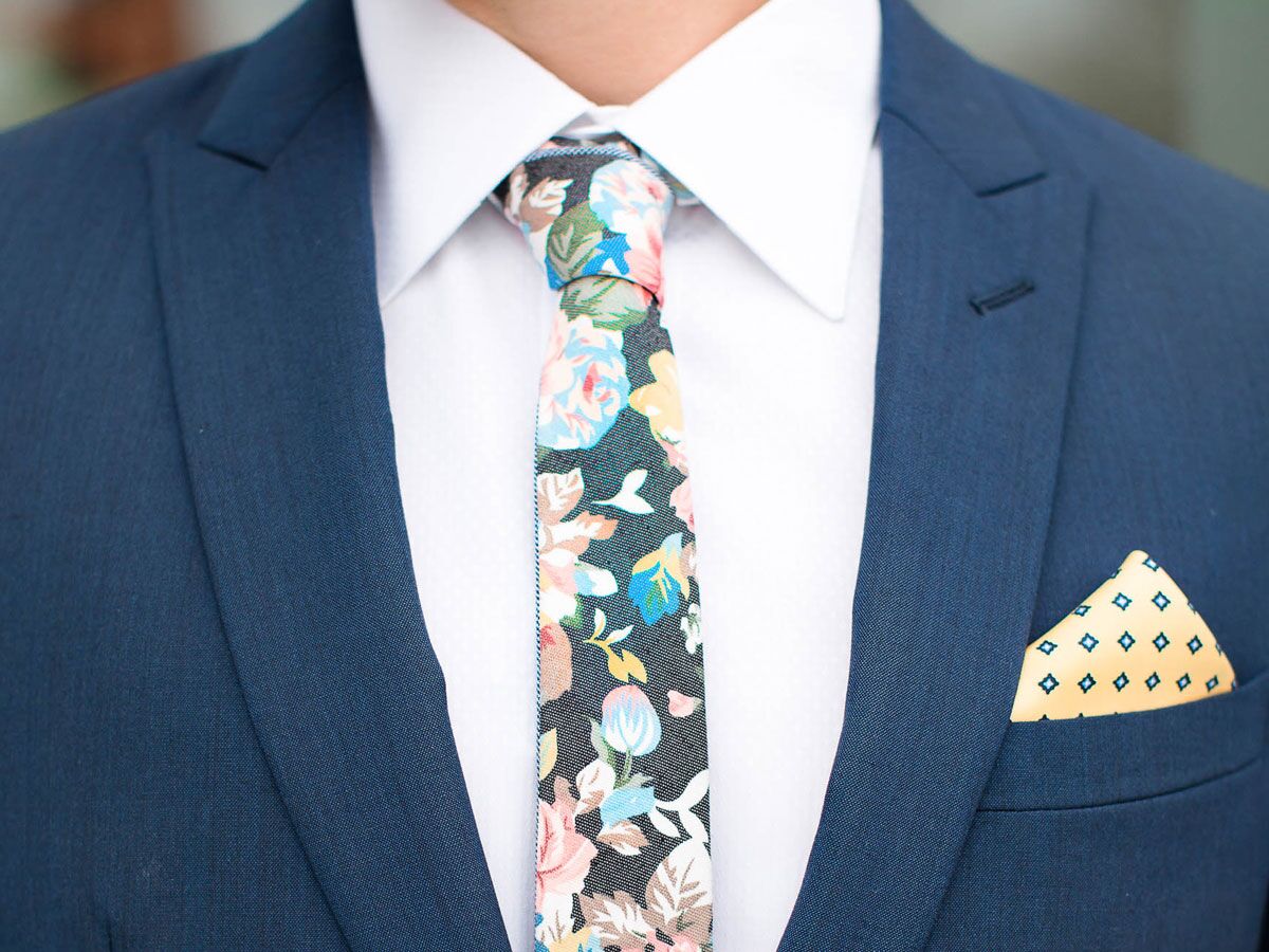 Menswear suit with tie and pocket square