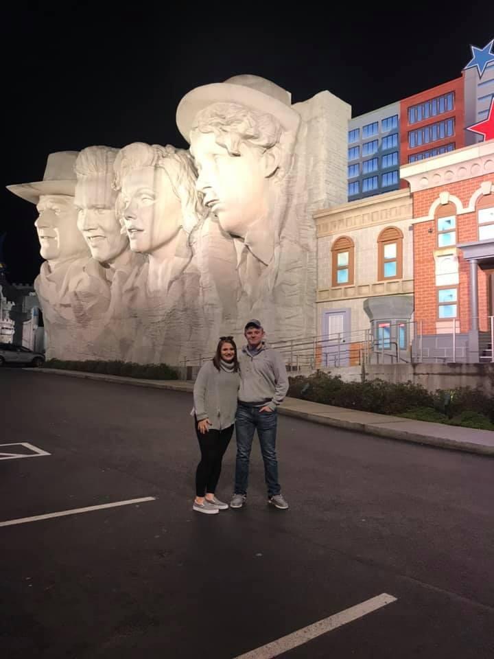 Our Vacation to Tennessee! Officially dating for 1+ year!