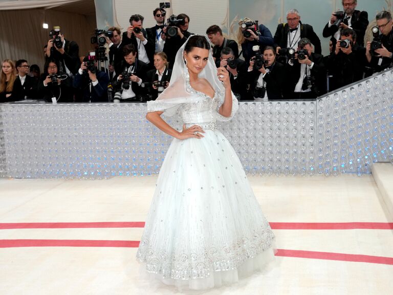 Claire Danes Wore a Version of Kim Kardashian's Wedding Dress to