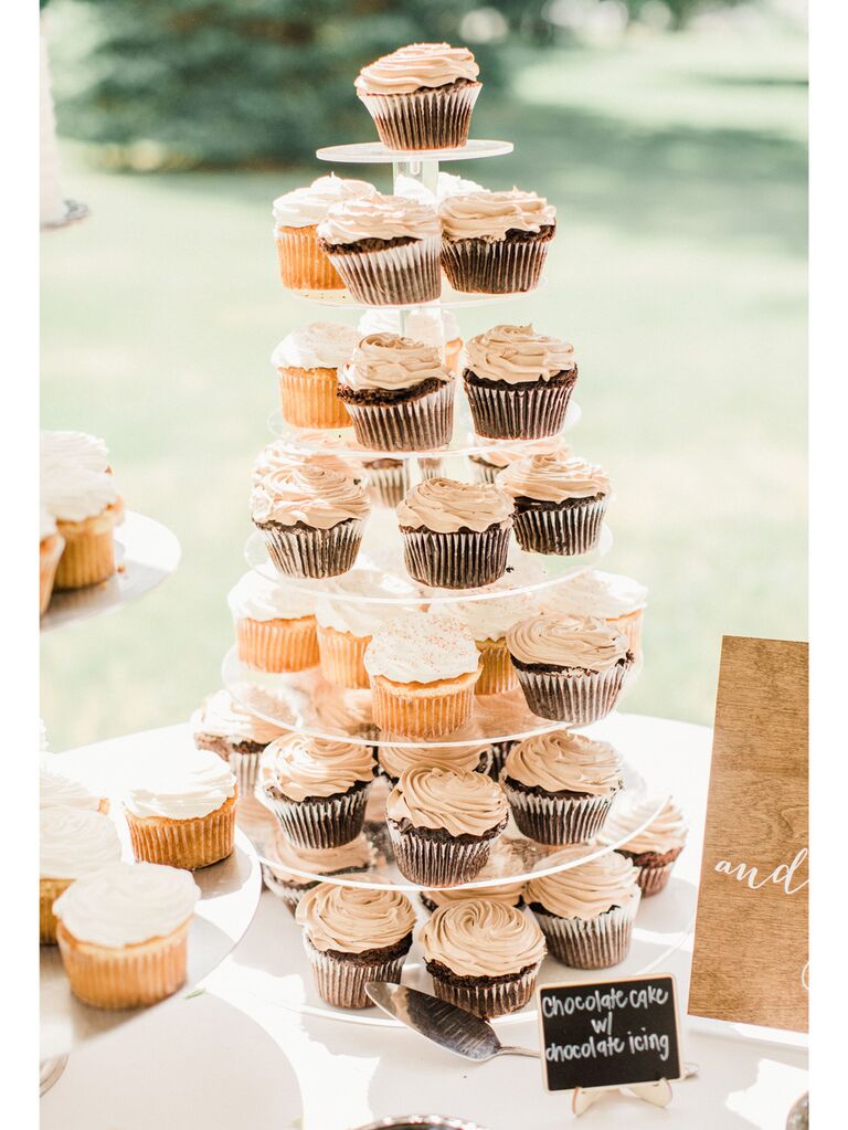 13 Modern Wedding Desserts That Aren't Cake