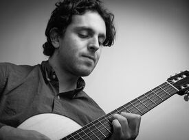 Toby Aronson-Solo Classical/Spanish Guitar - Classical Guitarist - Burlington, VT - Hero Gallery 3