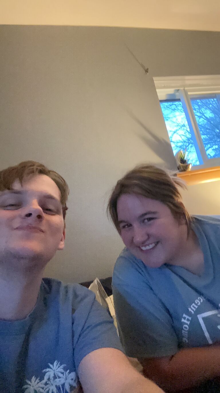 Lissie moved into Matthew's place