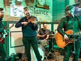 The Causeway Giants - Celtic Band - Toronto, ON - Hero Gallery 1
