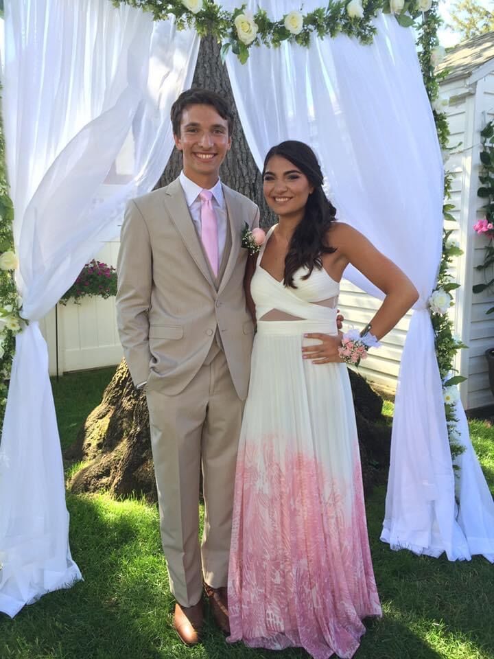 What started off as dreaming about traveling to Europe, and rivalry of Italy versus Croatia quickly turned into a friendship in 2015. We started off as best friends until Daniel finally asked Daniela to be “official” on June 4, 2016. 