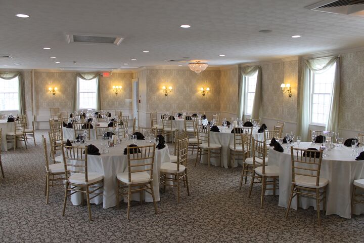 Storrowton Tavern & Carriage House Reception Venues