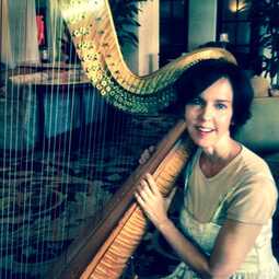Margaret Comer Harpist, profile image