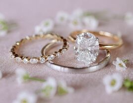 Engagement ring and wedding bands for ring sizing
