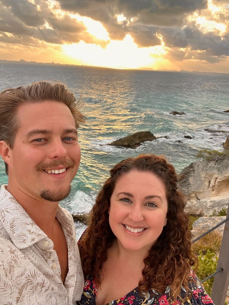 Jenn and Chris took their first vacation together in Mexico.