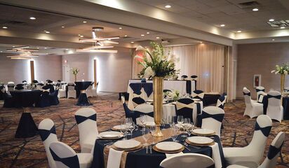 Delta Hotels By Marriott Green Bay Reception Venues Green Bay Wi