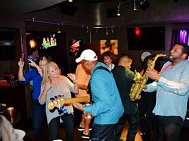 KRUSH Party Band - Dance Band - Pompano Beach, FL - Hero Gallery 4