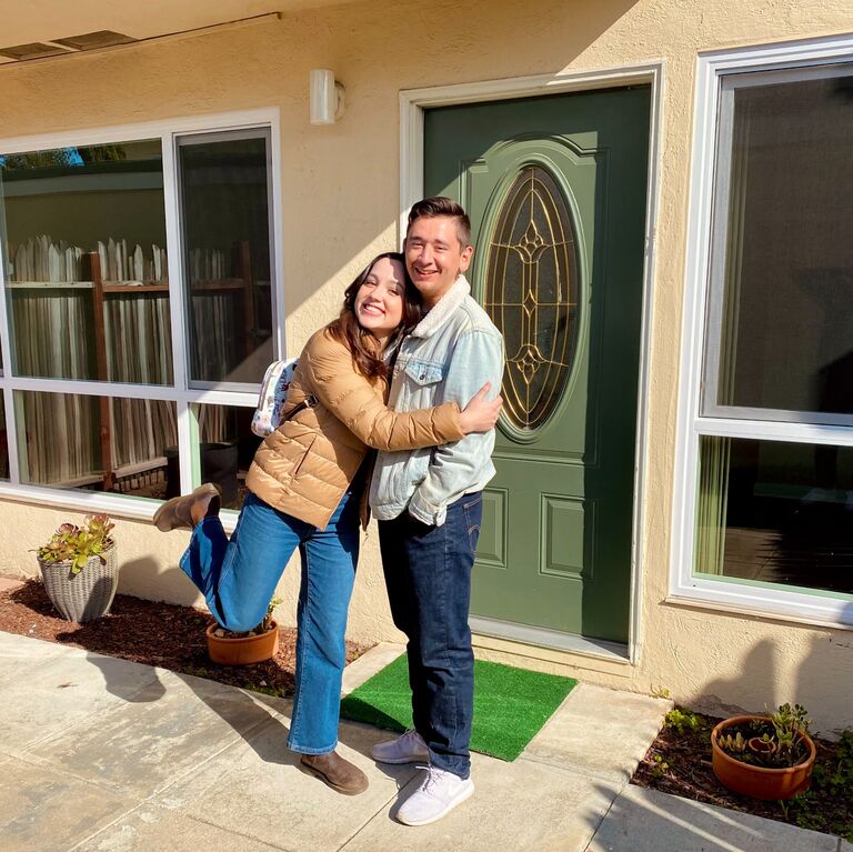 Alex and Gabriella took a leap of faith and moved into an apartment together in Alameda. They chose a spot just two blocks from where he first asked Gabriella to be his girlfriend, and now Chuy gets to play on that very same sand.