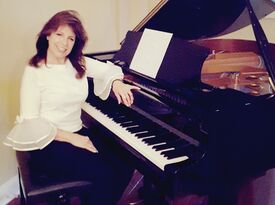 Rosemary Frances - Singing Pianist  - Pianist - New York City, NY - Hero Gallery 1