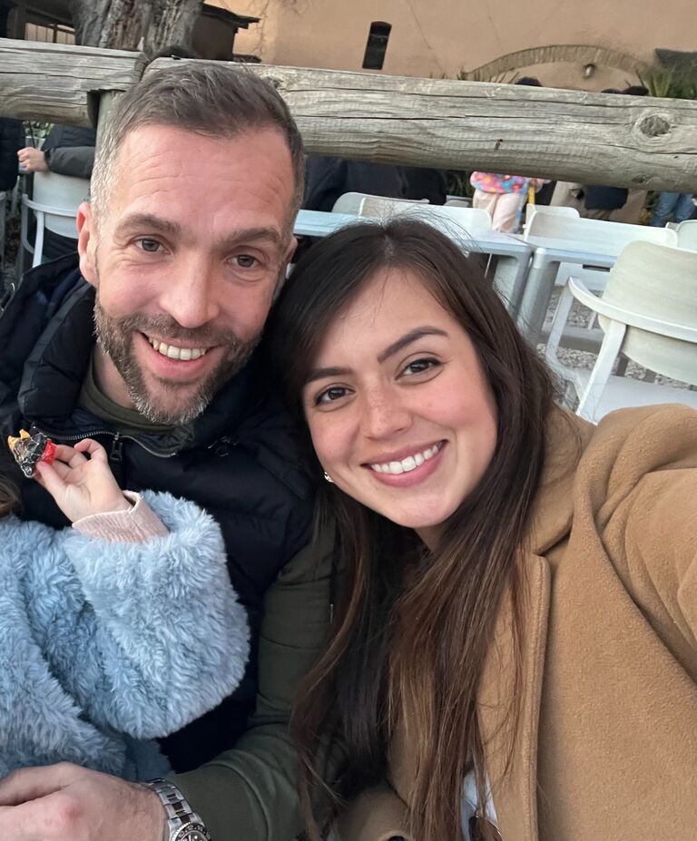 2 años después, Rapha fue tan pero TAN insistente, que Pao decidió darle una segunda oportunidad, y esta vez parece que si había futuro 
/
2 ans plus tard, Rapha a TELLEMENT  insisté que Pao a décidé de lui donner une seconde chance, et cette fois ci, il semble qu'il y avait un avenir.