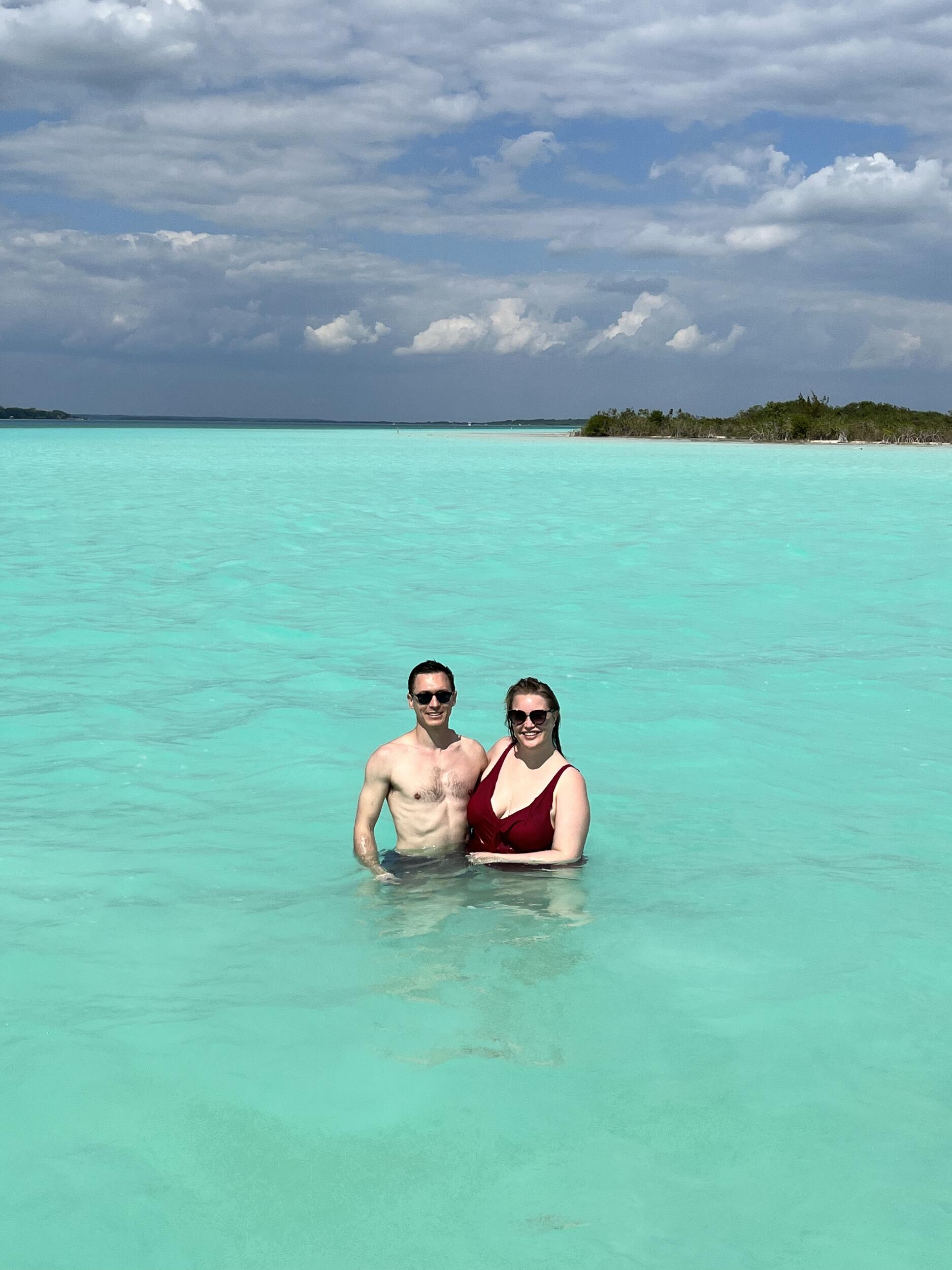 Hannah had gotten a hot travel tip about the beauty of Laguna Bacalar, and Jeremy was of course game to extend their trip to Mexico. 