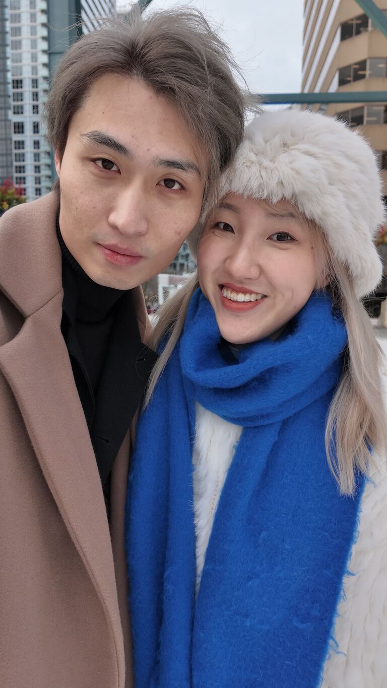 📍 Toronto
Neo didn't get an H1B, so he has to move to Toronto. Start a distance relationship