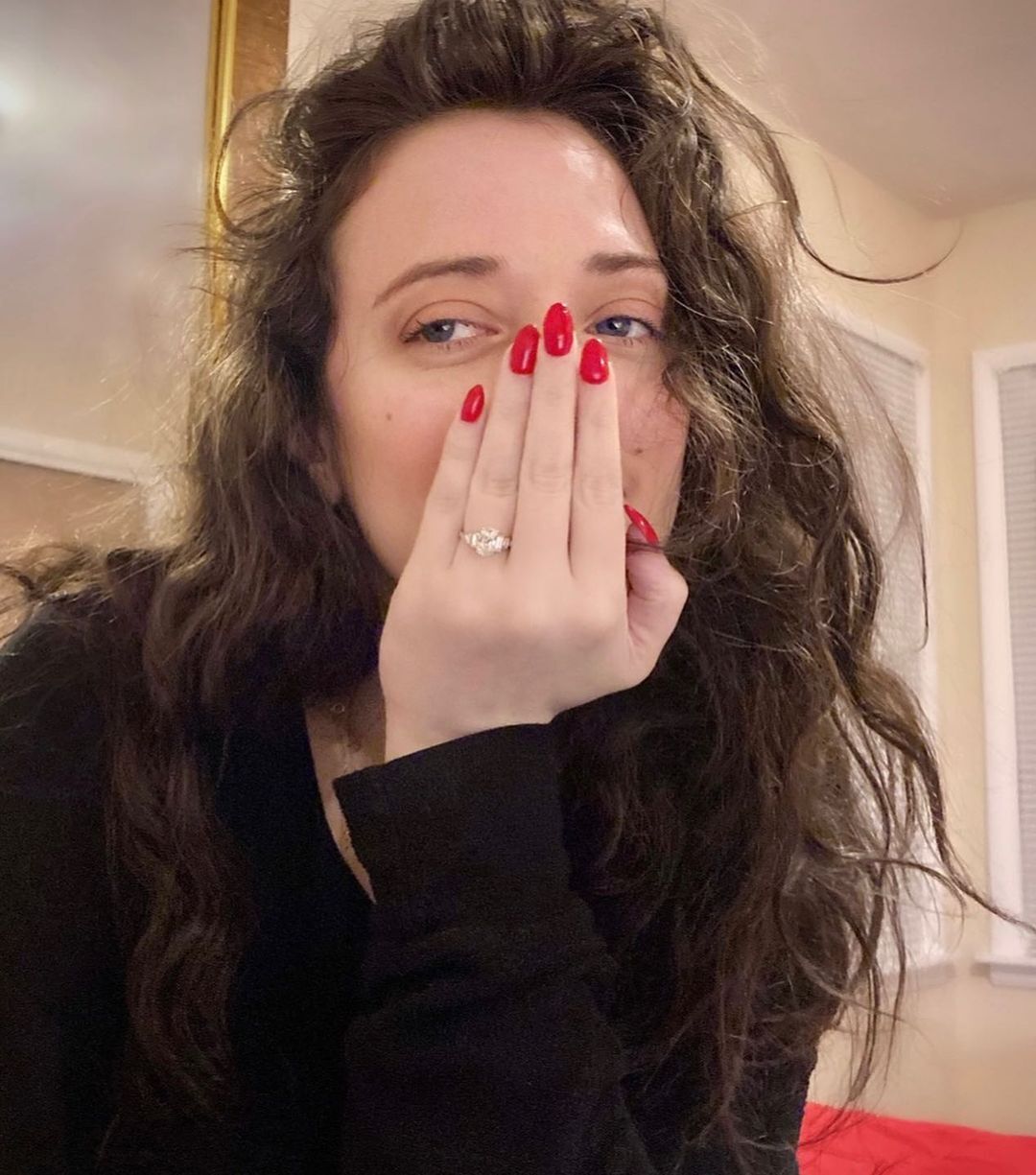 kat dennings engagement ring