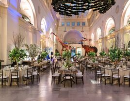 field museum wedding venue in Chicago, Illinois.