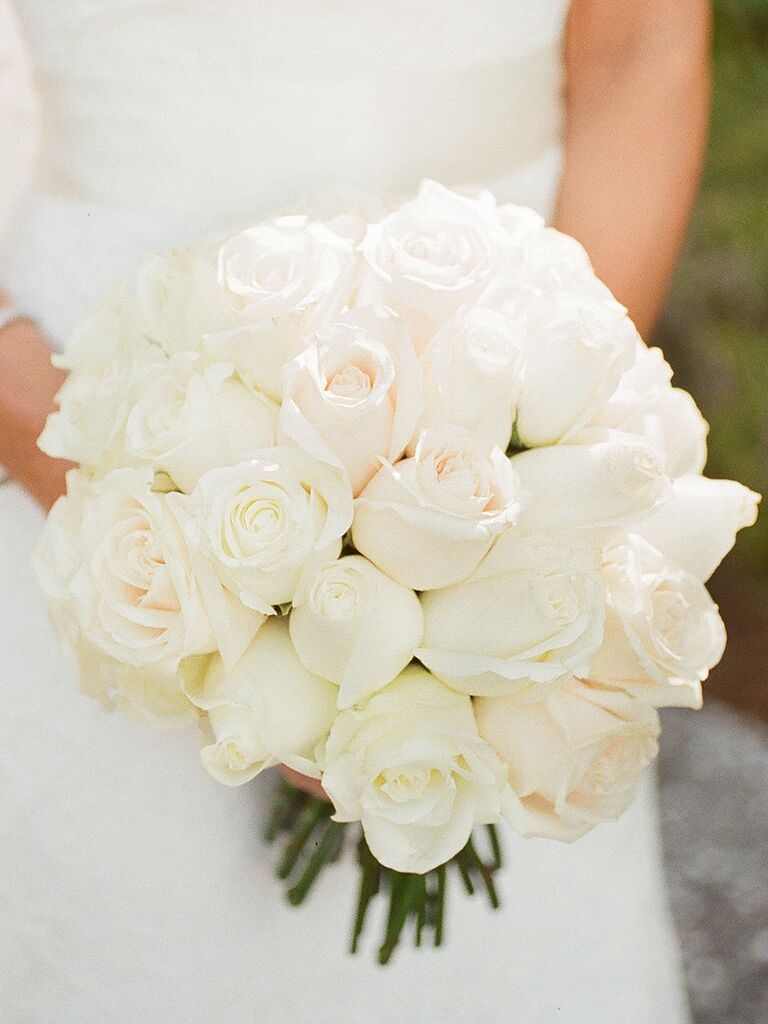 white wedding bridal bouquets