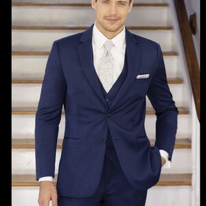 Gallery Photo 6