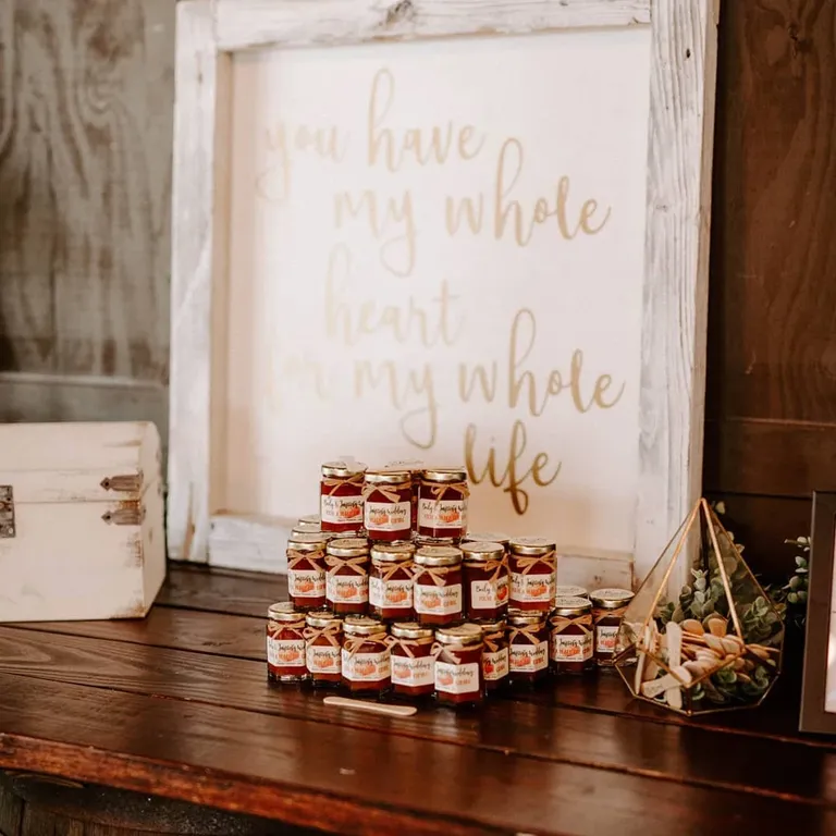 Top 10 Inspirational & Quirky Ideas for Winter Wedding Favors -   Blog