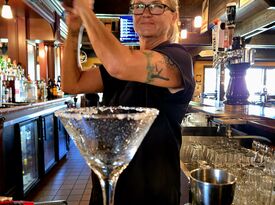Sipping Perfection - Bartender - Colo, IA - Hero Gallery 3