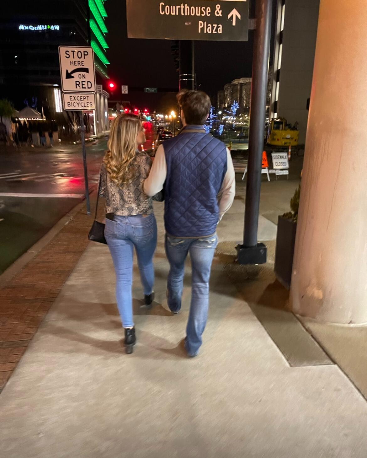 With the help of mutual friends, Reid & Olivia had their first chance to get to know one another before Olivia moved back to Bowling Green. Sam Springs captured this moment and said, "This is going to be something!"