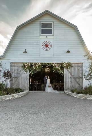 Overlook Barn | Reception Venues - The Knot