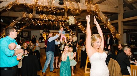 Sweet garden wedding brings vintage style to Tennessee barn