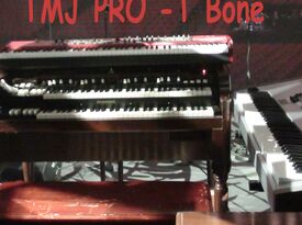 TMJ PRO - T Bone - One Man Band - Vidalia, GA - Hero Gallery 2