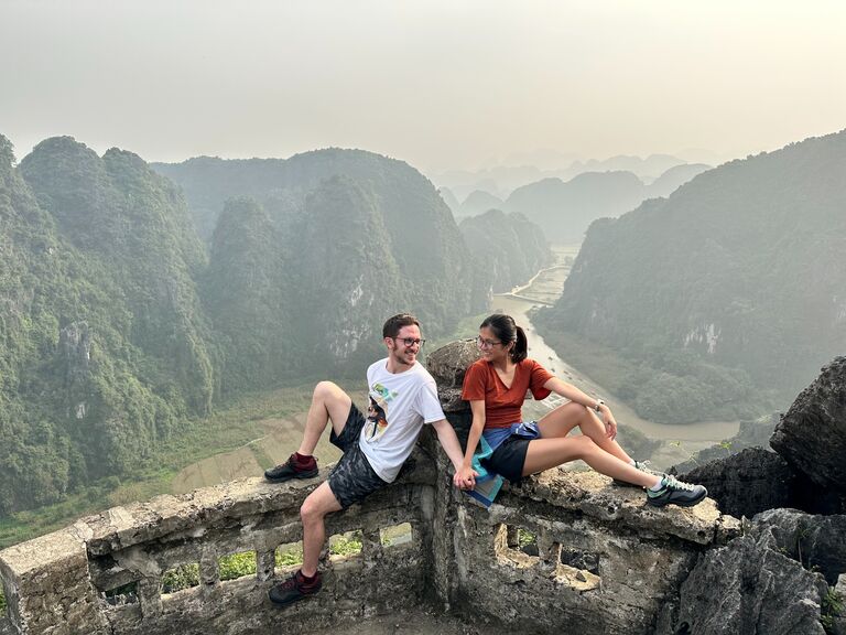 Adam finally made it to Vietnam to meet Tammy's family!