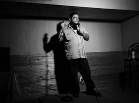 Chris Paugh - Comedian - Cleveland, OH - Hero Gallery 1