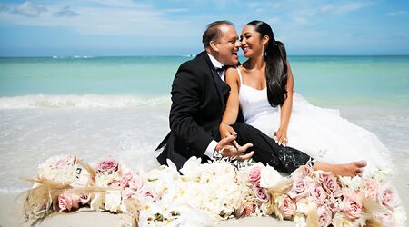 Jillian + Trevor Step Into The Limelight, Bilmar Beach Resort, Treasure  Island, FL — LIMELIGHT PHOTOGRAPHY