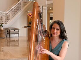 AureliHarp - Harpist - Redwood City, CA - Hero Gallery 1