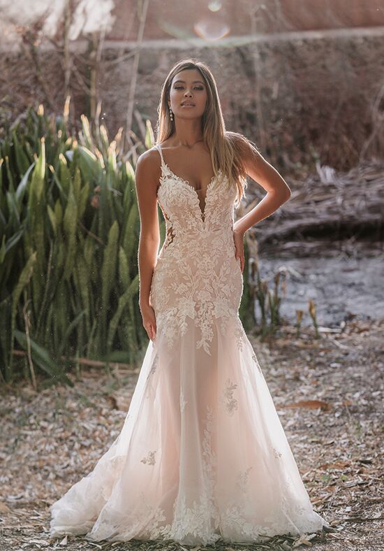 romantic wedding dress