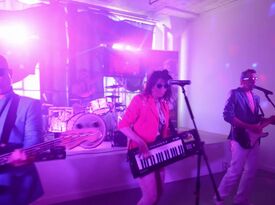 MoonmanTV - 80s Band - Cleveland, OH - Hero Gallery 3