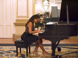 Iris - Classical Pianist - Philadelphia, PA - Hero Gallery 1