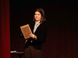 Emma Olson Magician - Comedy Magician - Albany, NY - Hero Gallery 2