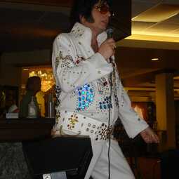 Elvis Tribute Artist - Paul Truman, profile image