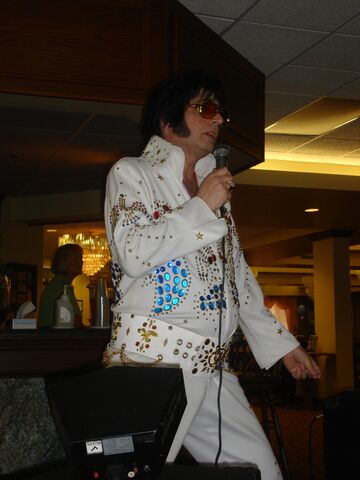 Elvis Tribute Artist - Paul Truman - Elvis Impersonator - Welland, ON - Hero Main