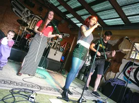 Maya Baranova - Singer Guitarist - Chicago, IL - Hero Gallery 1