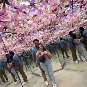 Gallery Photo 100